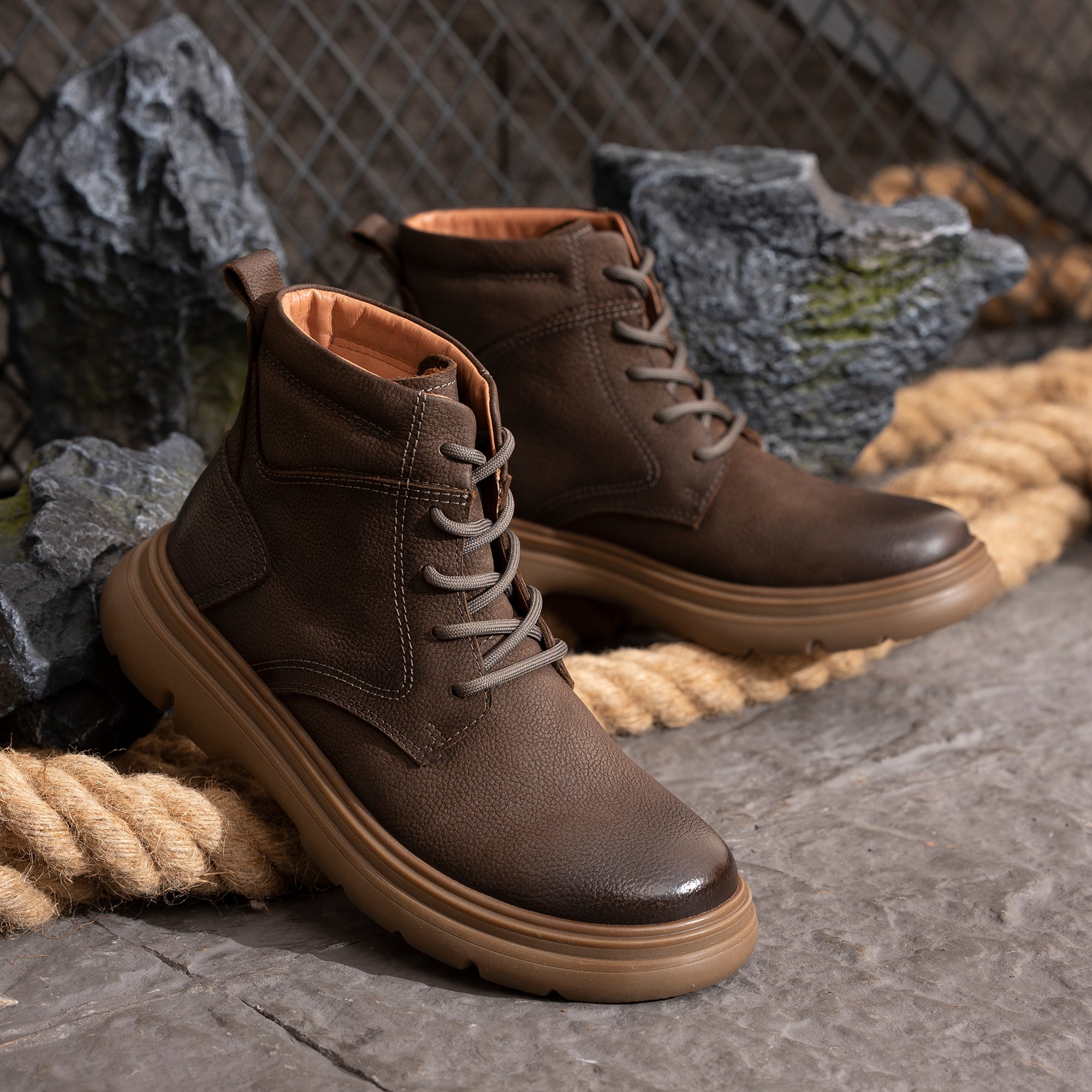 AFrown Men's Chukka Boots