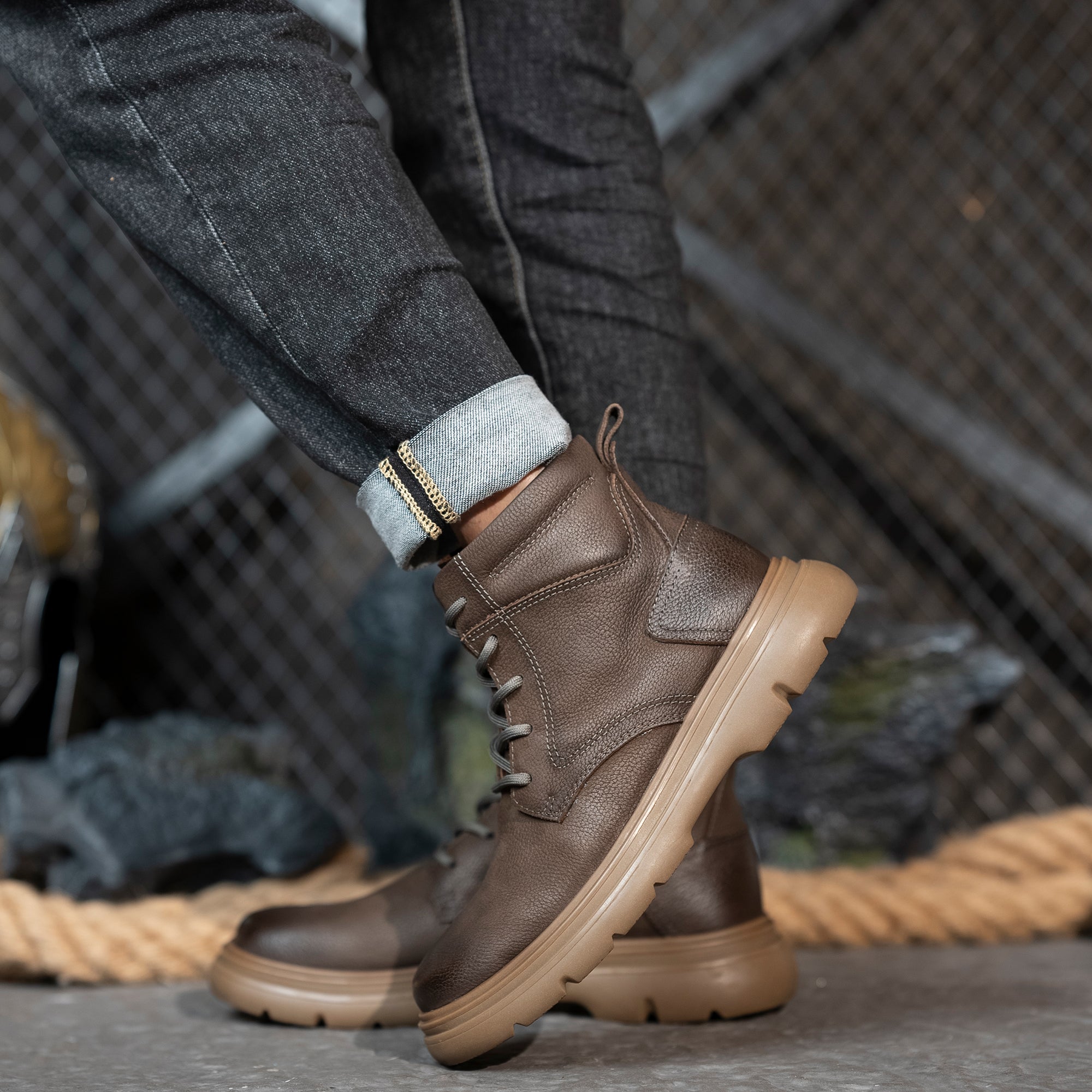 AFrown Men's Chukka Boots