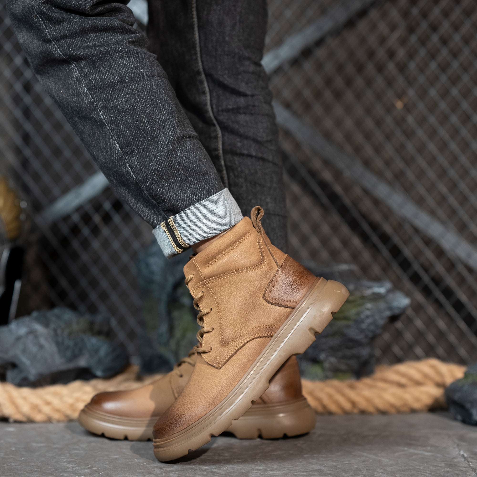 AFrown Men's Chukka Boots