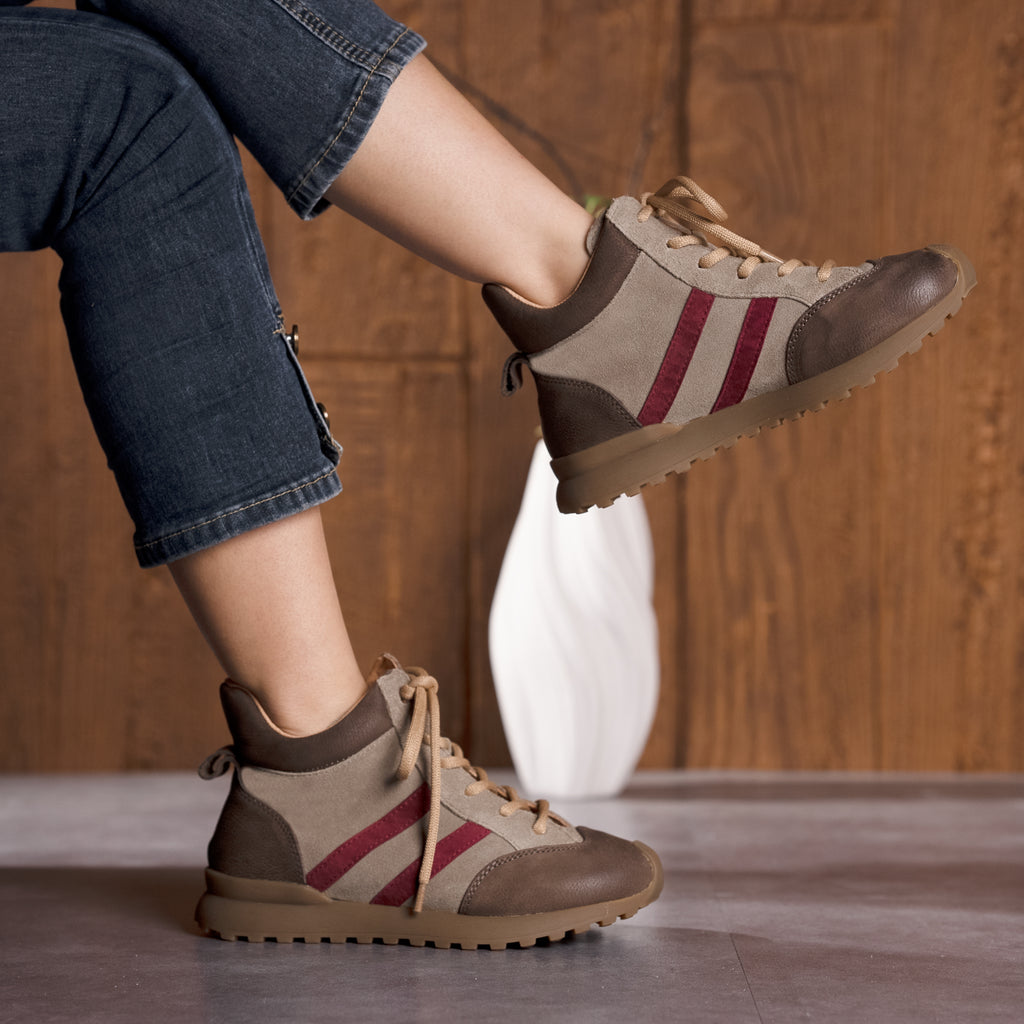 AFrown Women's Walking Sneakers